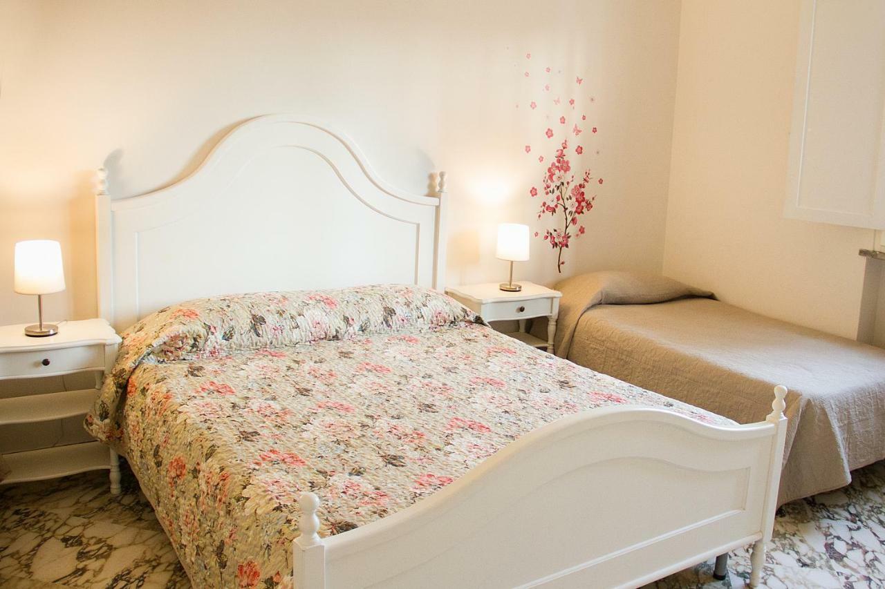 Le Duchesse Bed & Breakfast Trani Exterior photo